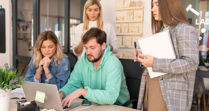 Workload Alignment in Hybrid Cloud Environments